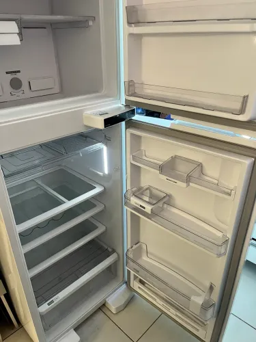 Geladeira usada 
