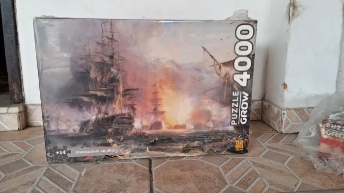 QUEBRA-CABEÇA PUZZLE GROW 4000 PEÇAS - BOMBARDEIO EM ARGEL (LACRADO)