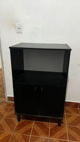 Armário multiuso pequeno