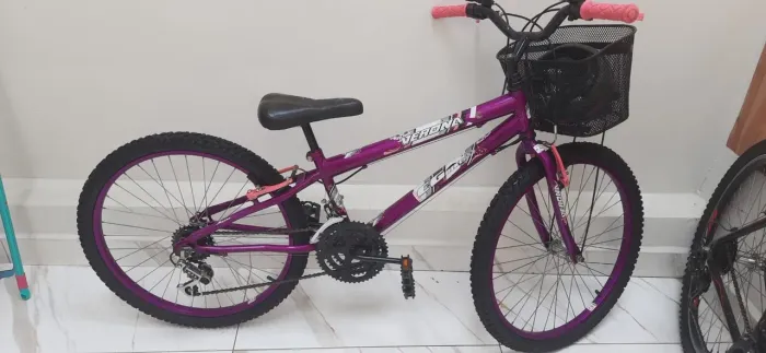 Bicicleta feminina aro 24 ideal para crianças maiores e pré adolescentes, 18 marchas