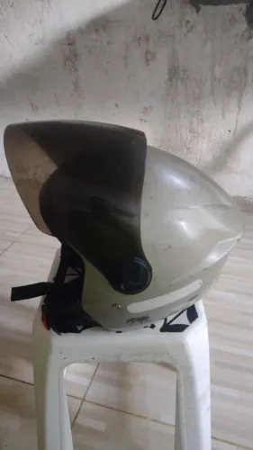 Capacete