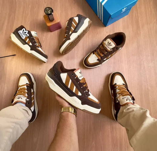 Adidas ADI2000 Brown/Off-White | Silhueta Skate Y2K, Tons Terrosos e Máximo Conforto