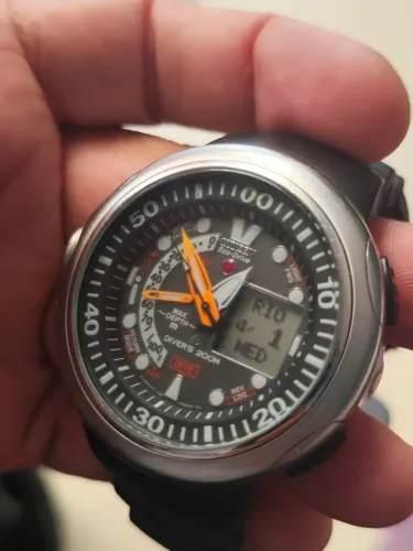 Citizen Aqualand lua cheia eco-drive 