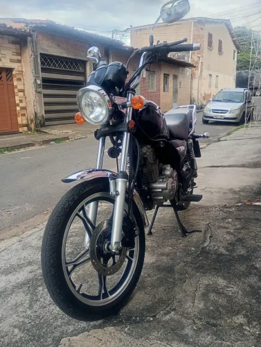 Vendo motocicleta, houjue Chopper road 150.