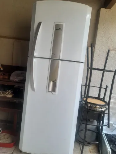 Vendo Geladeira Continental