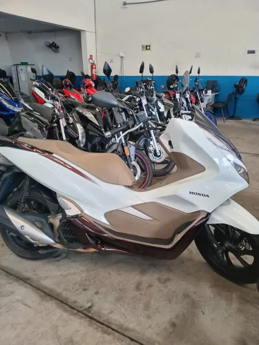 Honda PCX DLX 150cc 2021 Vitória motors