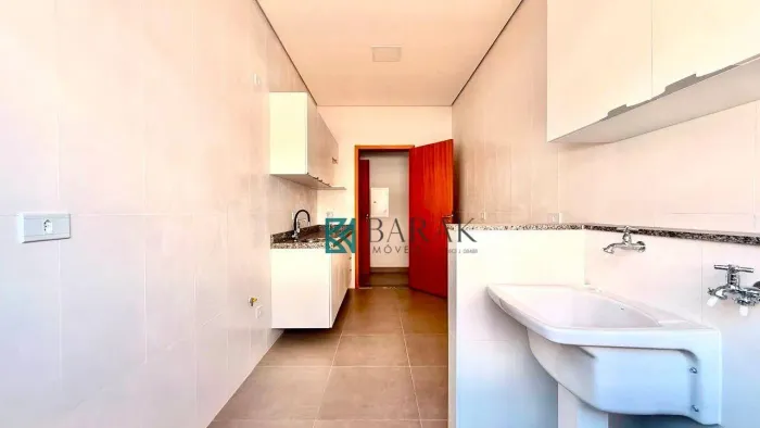 Apartamento com 2 dormitórios para alugar, 58 m² por R$ 1.700/mês - Jardim Ouro Branco - P