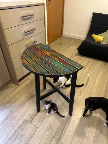 Vende se mesinha compacta