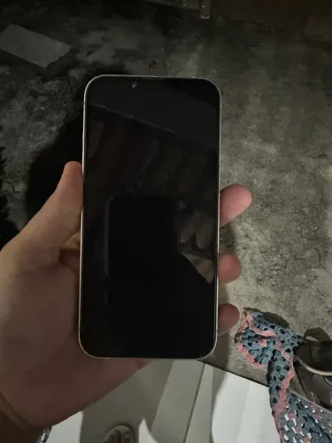 iPhone 13