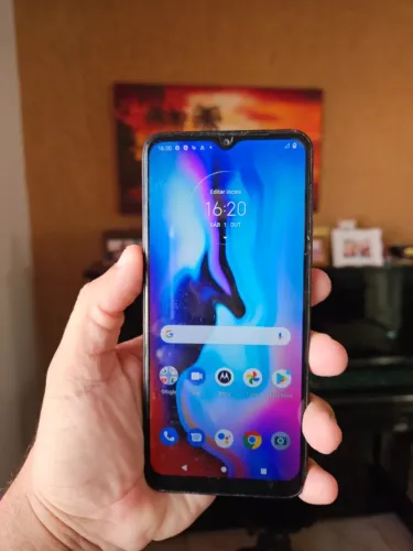 Celular moto e7 plus Dual SIM 64 GB