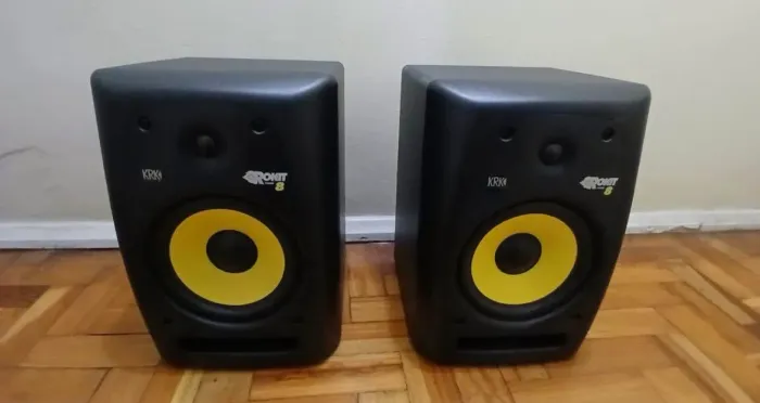 KRK Rokit 8 Par de Monitor de Áudio 
