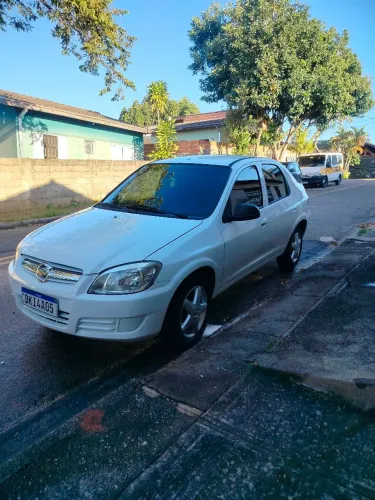 Chevrolet Prisma Sed. Maxx/ LT 1.4 8V Econof. 4P 2010