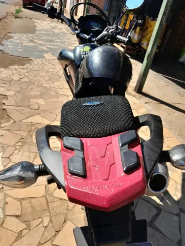 Vendo moto bros ano 2018 doc ok valor 14.900