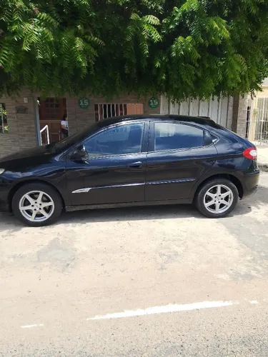 Chery Cielo 1.6 16V 119cv 5P 2011