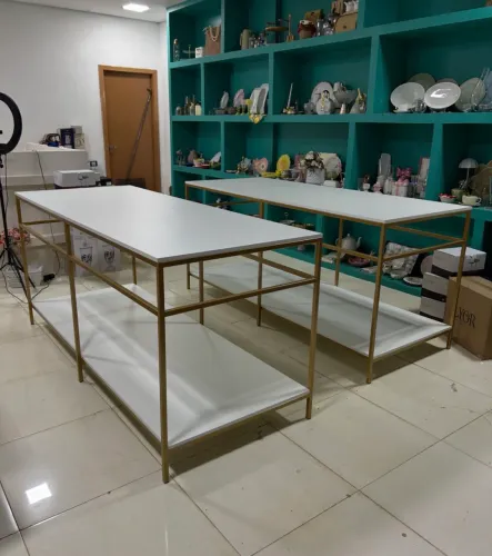 Mesa centro loja industrial reforçada