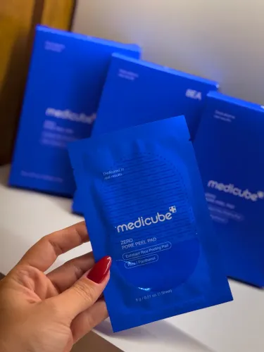 Medicube Zero Pore Peel Pad