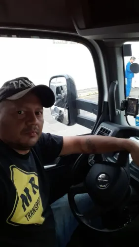 Motorista cat AD ( Disponível )