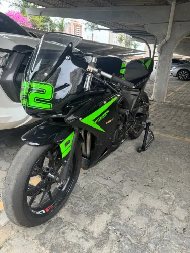 CBR500R - Moto para uso em pista (Track Day)