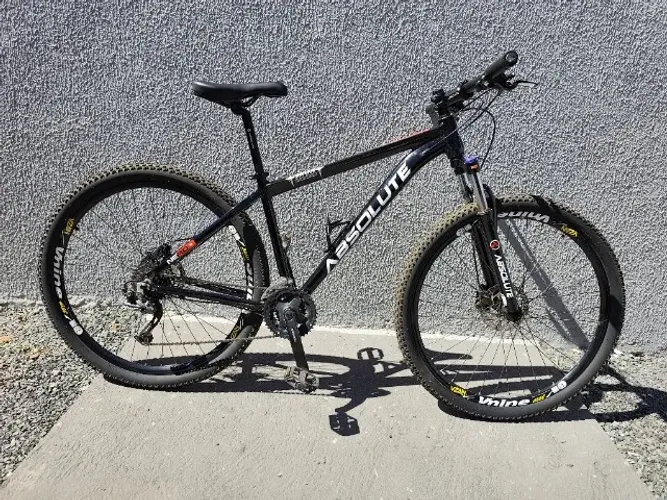 Bicicleta / semi Nova