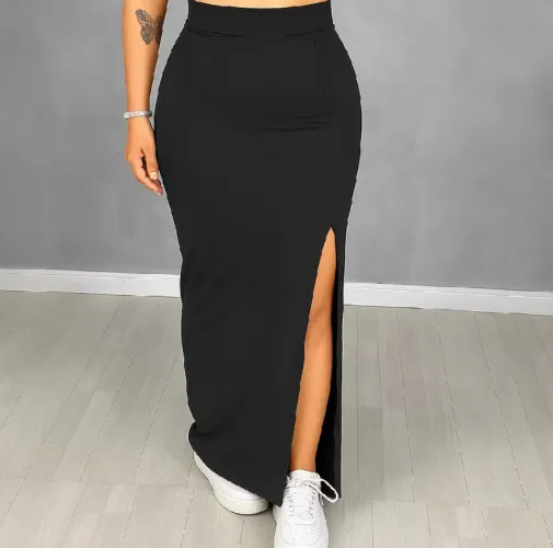 Saia preta com fenda