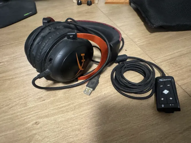 Headset Gamer HyperX Cloud II (2)