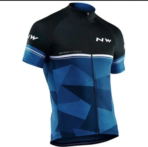 Camisa ciclismo na promoção