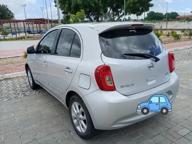 Nissan March SV 1.6 16V Flex Fuel 2016