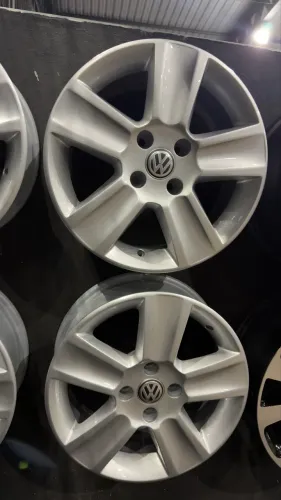 Rodas 15 volks Saveiro Voyage 