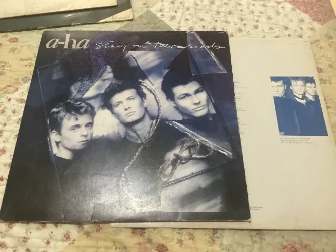 Lp A-ha Stay on these roads