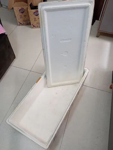 Caixa de isopor 90x40