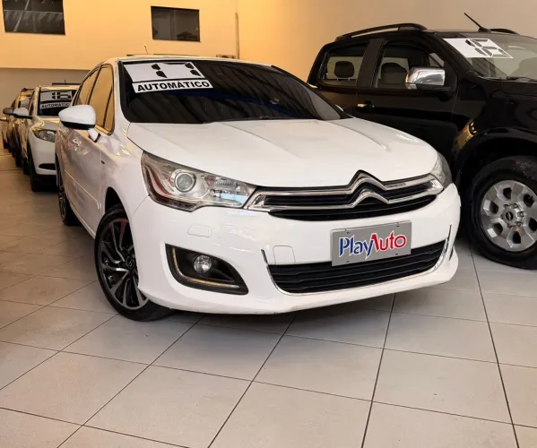 Citroen C4 Lounge Exclusive 1.6 Turbo 4P Aut. 2017