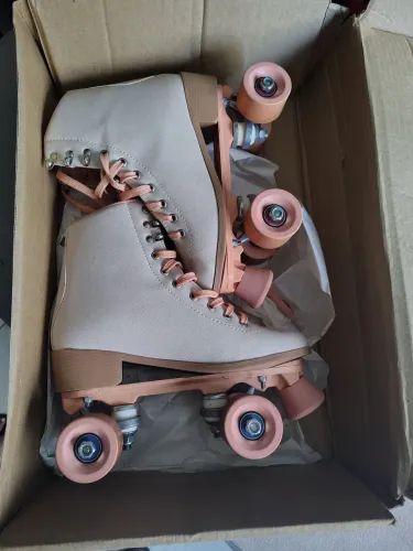 Patins Oxer Retrô Quad tamanho 37, novo e sem uso