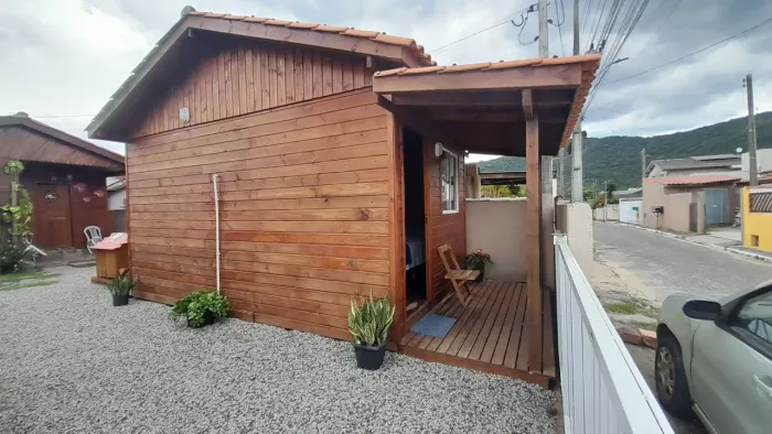 Casinha de hóspedes em Floripa