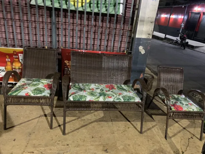 Vende-se cadeira para seu terraço