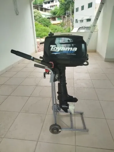 Motor Popa Toyama 6 HP