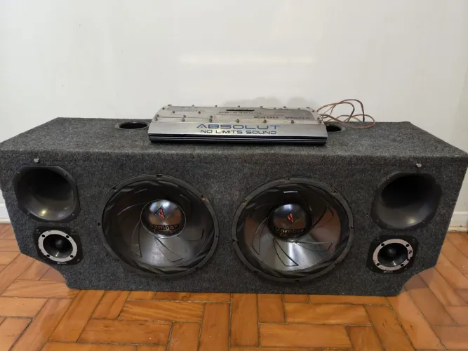 Caixa de som + Amplificador