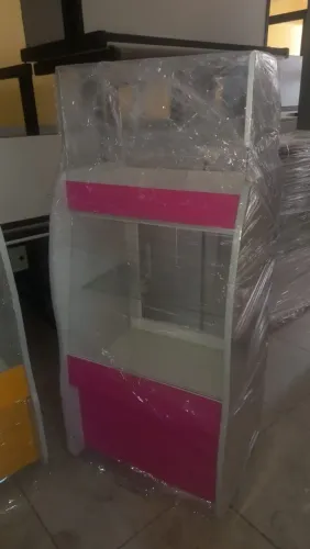 Balcão caixa natural 570,00