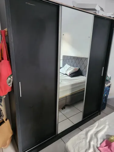 Guarda roupa casal