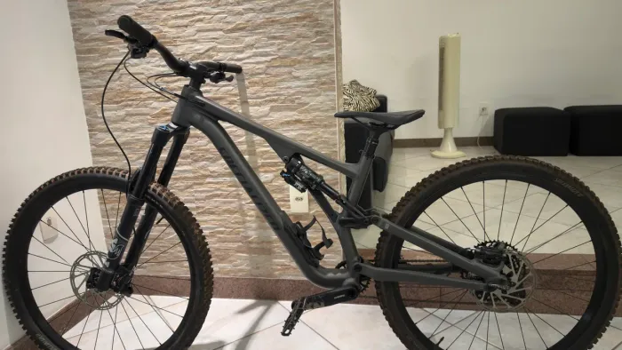 Bicicleta Specialized Stumpjumper EVO Comp Alloy - 2022-2023