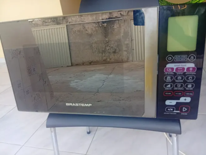 Microondas Brastemp