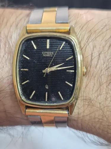 Relógio CITIZEN CQ TANK DOURADO QUARTZ - ÓTIMO ESTADO