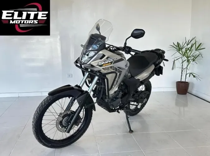 HONDA XRE 300 SAHARA ADV 2025