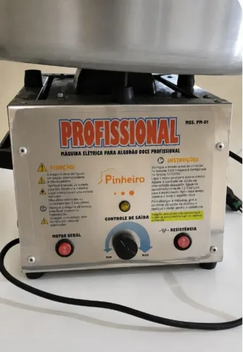 Máquina para algodão doce profissional  bivolt.