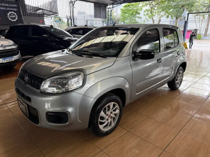 Fiat Uno Attractive 1.0 EVO Fire Flex 8V 5P 2016