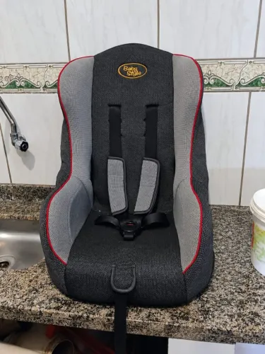 Vendo cadeirinha de nenem