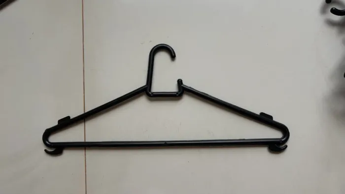 10 Cabides