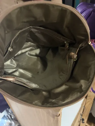 Bolsa mochila couro, dourado, Arzon, linda 