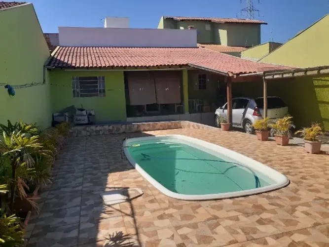 Casa com Piscina Proximo Muffato Zona Norte