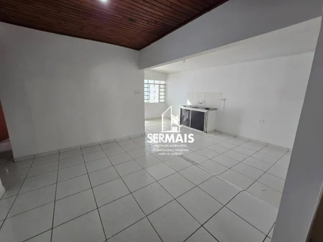 Casa com 3 dormitórios para alugar, 220 m² por R$ 3.500/mês - Flodoaldo Pontes Pinto - Por