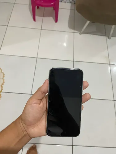 IPHONE.XR 64gb
